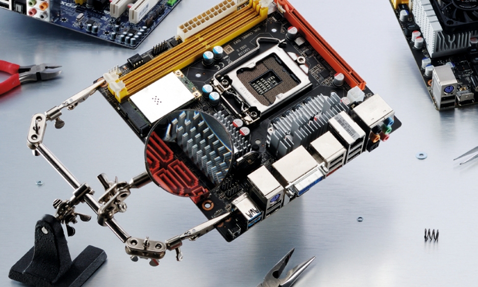 Mini-ITX Motherboard